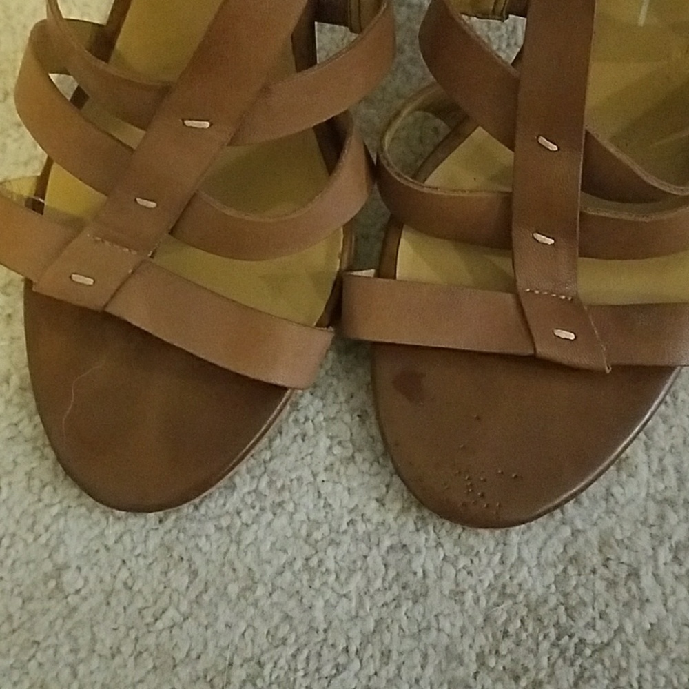 Heels - Picture 5 of 5
